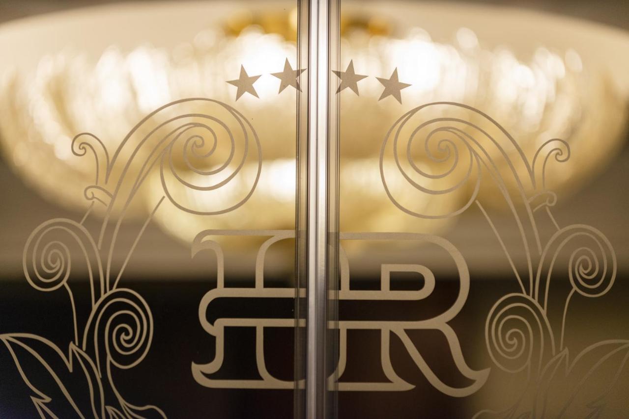 Hotel Rojan 술모나 외부 사진