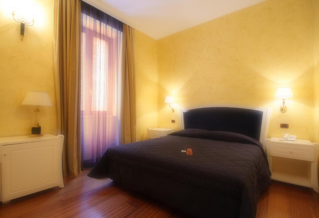 Hotel Rojan 술모나 객실 사진