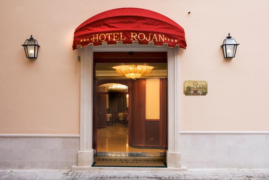 Hotel Rojan 술모나 외부 사진
