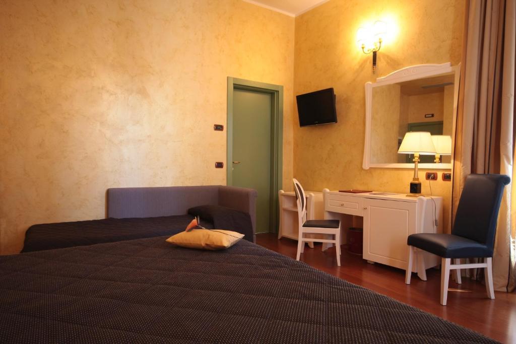 Hotel Rojan 술모나 객실 사진