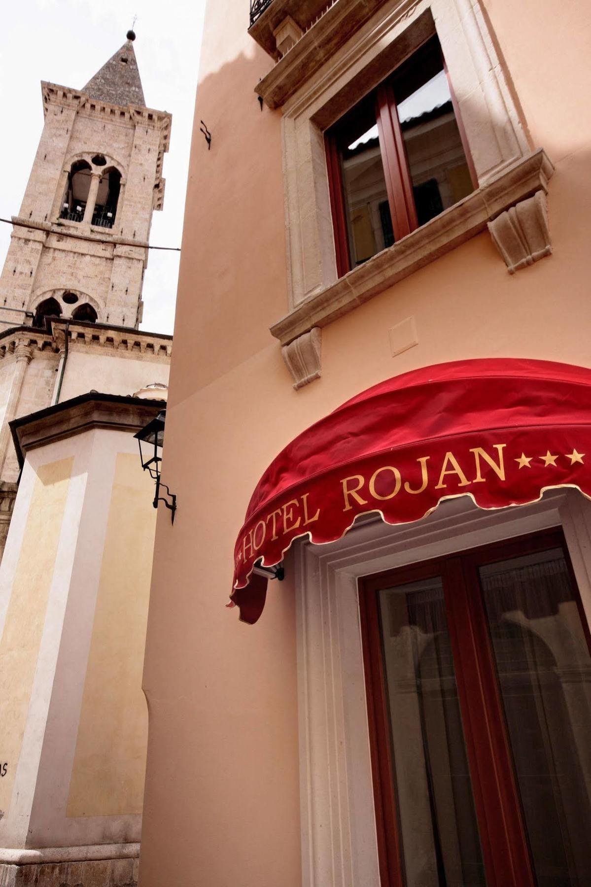 Hotel Rojan 술모나 외부 사진